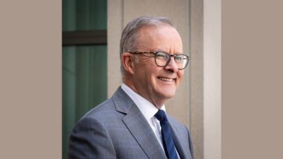 Australian PM condemns delay in changes to child social media ban