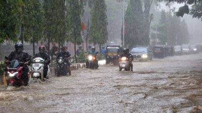 Mumbai records over 70 mm rain in 5 hours, IMD warns of more showers