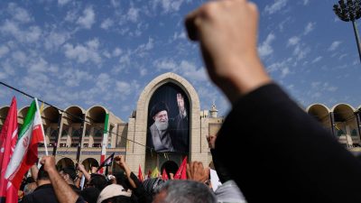 Calls for 'revenge' echo in Iran as thousands mourn Ayatollah Ali Khamenei