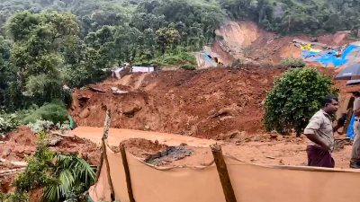 One more body recovered from Wayanad landslide site; death toll rises to four