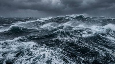 Typhoon Dolphin threat prompts Shanghai flight cancellations, mass evacuations