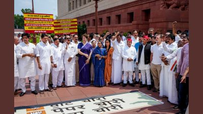 Opposition protests in Parliament complex against police excesses on students