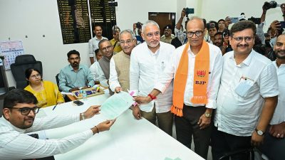 Gujarat bypoll: BJP retains Manjalpur seat