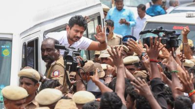 Police hold talks with Udhayanidhi Stalin's family, DMK leaders before arrest