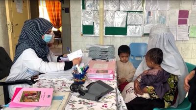 Afghanistan's child deaths are rising as food distributions face cuts, UN says