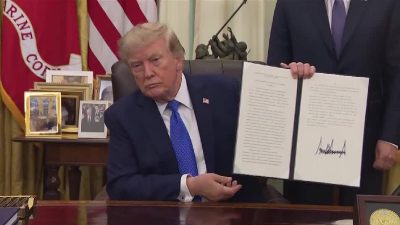 US President Trump signs new orders to limit birthright citizenship