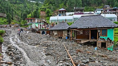 Torrential rain shuts 185 Himachal roads; Met issues orange alert for heavy rain in state