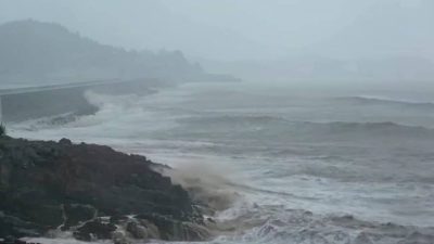 China issues red alert as Typhoon Dolphin hits eastern coast