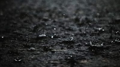 Record breaking rain near Tokyo leaves five dead