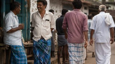 How ‘lungiwala’ turned an everyday garment into a political insult