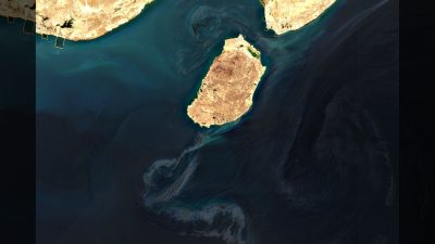 Iran accuses foreign forces over oil pollution along Qeshm Island coast