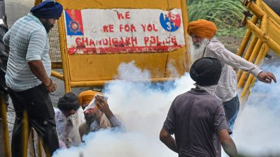 Chandigarh police use tear gas on Qaumi Insaf Morcha protesters, Punjab bandh on August 21