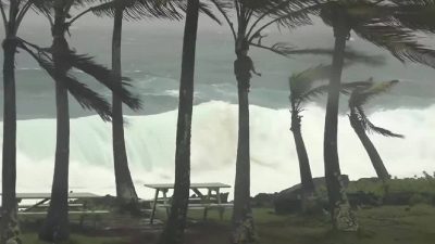 Hurricane Lala hits Hawaii with heavy rain, strong winds and flooding