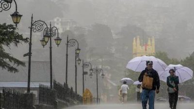 Himachal rain shuts 109 roads, orange alert issued in four districts
