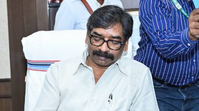Jharkhand Cong leaders meet Soren, seek early resolution to JPSC-JSSC students' protest
