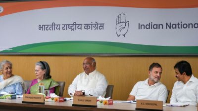 Congress to launch anti-paper leak, ‘chanda chori’ campaign; to sing two Vande Mataram stanzas