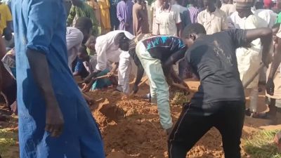 At least 50 killed as boat capsizes in Nigeria, most victims children