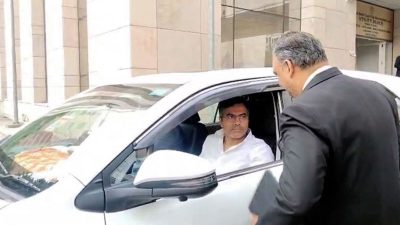 Delhi PWD Minister Parvesh Verma accused of slapping man during road inspection