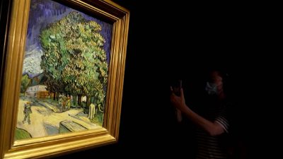 From Shenzhen to Hong Kong, a journey to see Van Gogh