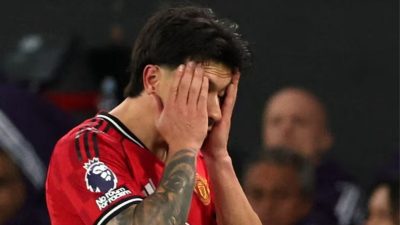 Lisandro Martinez apologises for outburst after talks with Man United officials