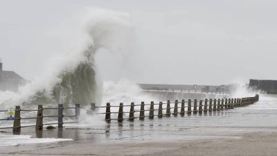 Storm Austen batters southern England, damages Brighton’s West Pier