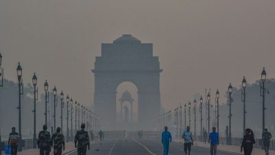 Delhi-NCR air quality turns unhealthy as toxic foam reappears on Yamuna
