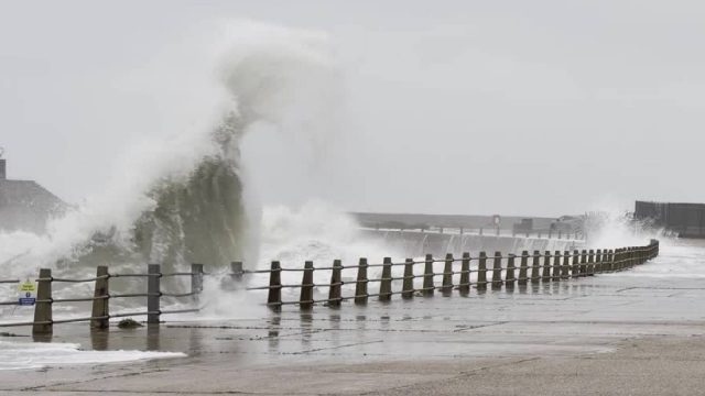 Storm Austen batters southern England, damages Brighton’s West Pier