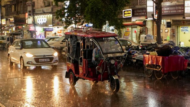From Andhra Pradesh to Odisha, states brace for cyclone threat and heavy rainfall | October 25 Highlights